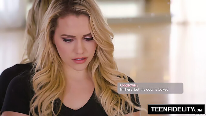 Il Grande Culo Di Mia Malkova È Al Centro Dell'Attenzione In Questo Video Hot