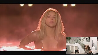 Shakira Ve...