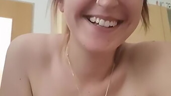 Layla Adams Bu Avrupa Porno Videosunda Doğaçlama Yapıyor